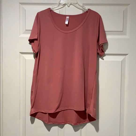 LuLaRoe Tops - Solid blush pink LulaRoe Classic Tee, size L